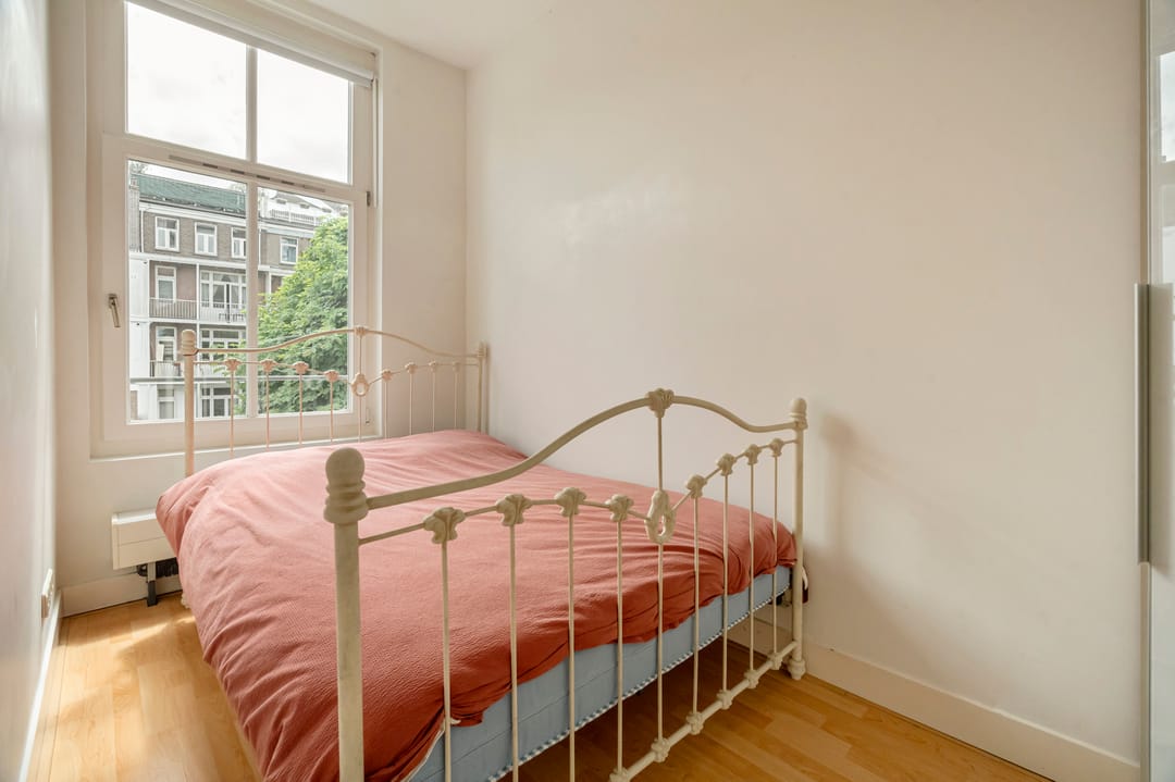 Photo 8 of Eerste Helmersstraat 147-2A
