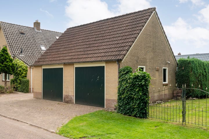 Vrijstaande woning te koop: Prinses Beatrixstraat 22, Vledder