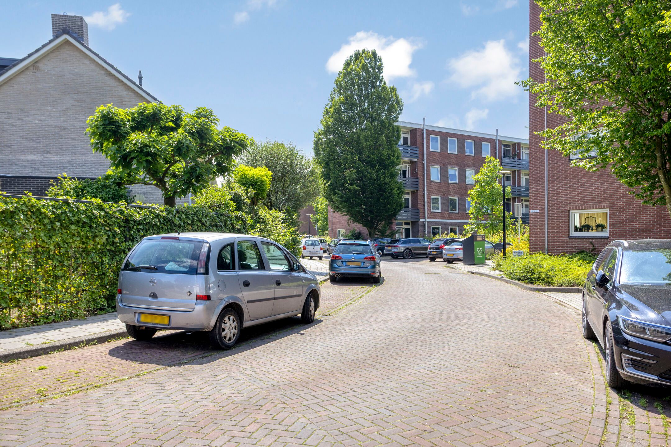 Photo 39 of Henry Dunantstraat 52