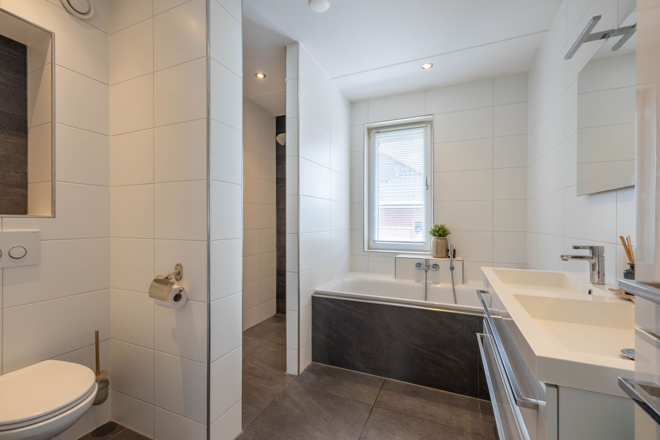 Photo 18 of Smaragdstraat 46