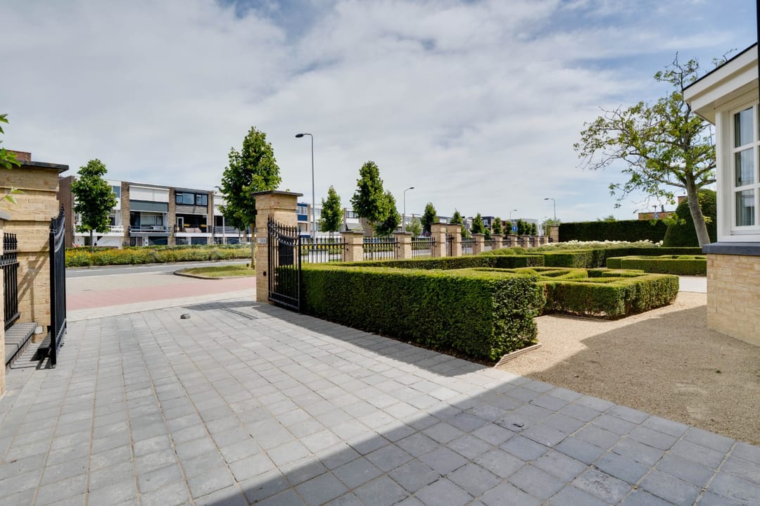Photo 76 of Langeweg 105