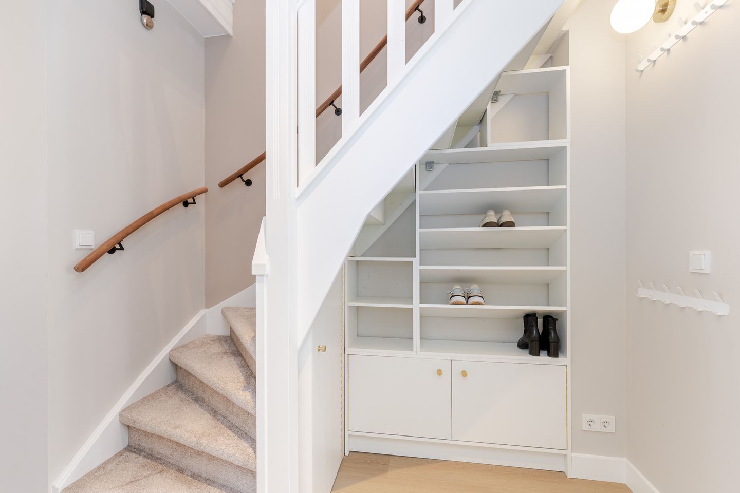 Photo 35 of Amalia van Solmsstraat 15
