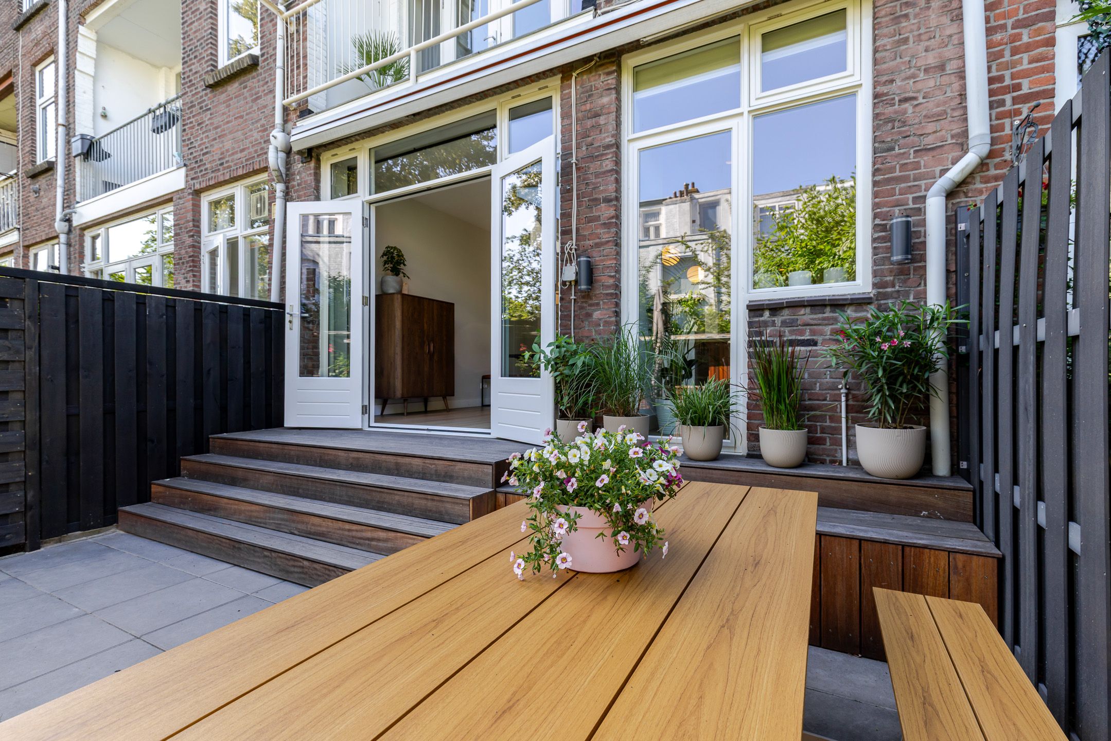 Photo 30 of Amalia van Solmsstraat 15