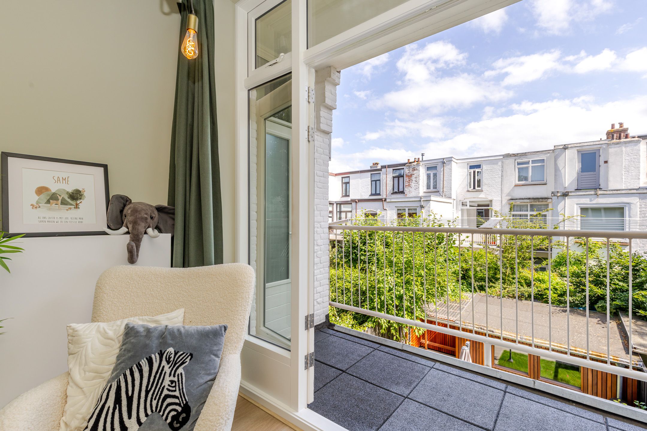Photo 48 of Amalia van Solmsstraat 15