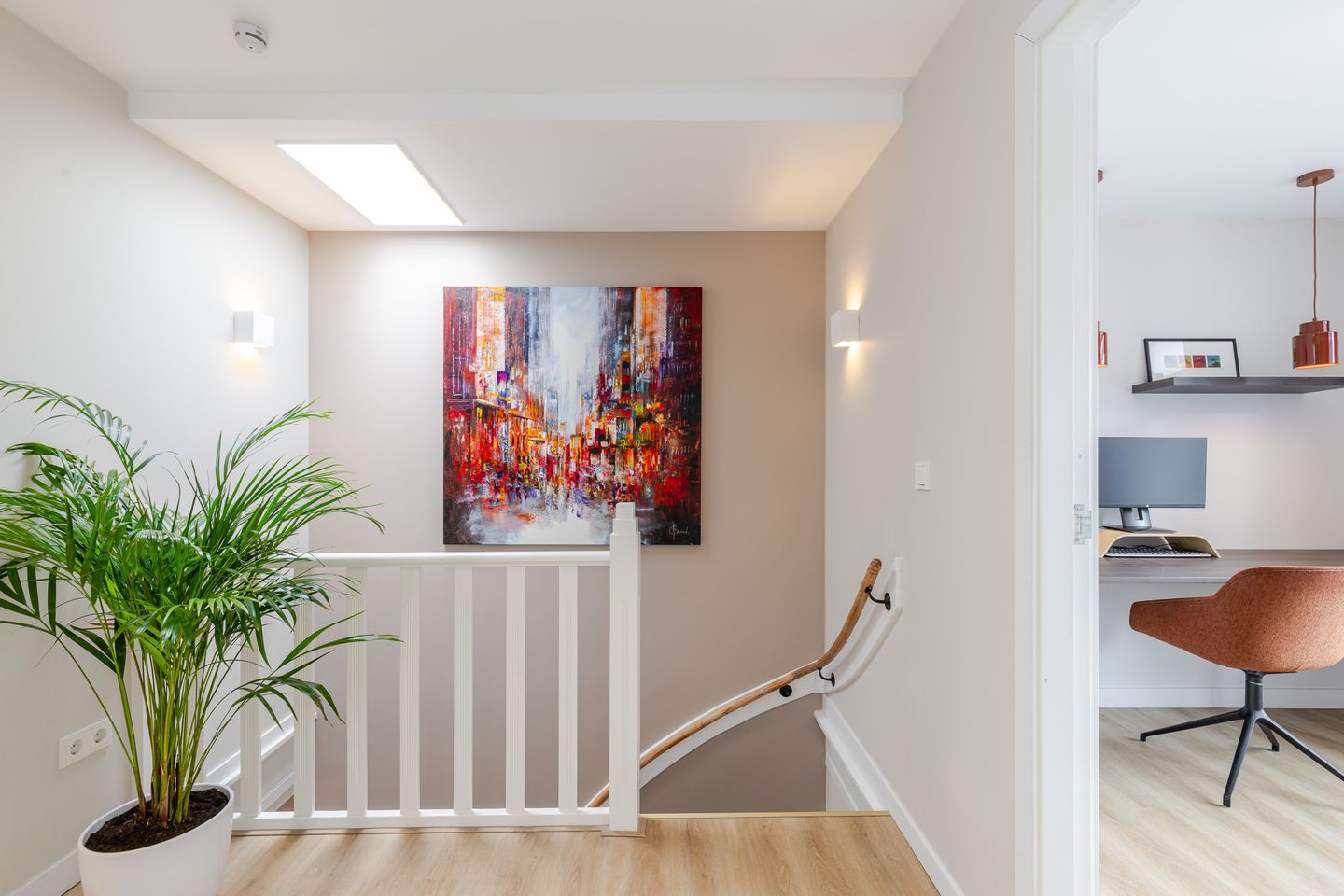 Photo 55 of Amalia van Solmsstraat 15