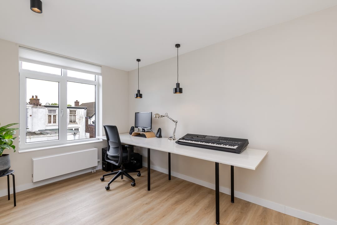 Photo 58 of Amalia van Solmsstraat 15