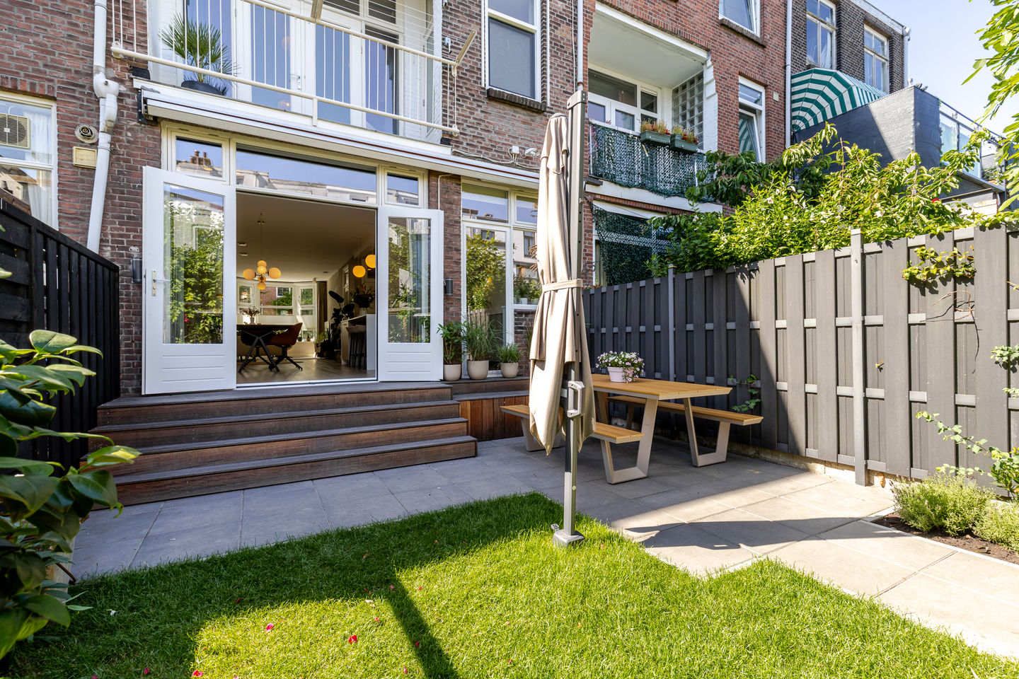 Photo 29 of Amalia van Solmsstraat 15