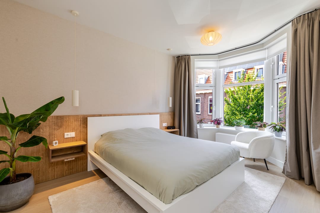 Photo 38 of Amalia van Solmsstraat 15