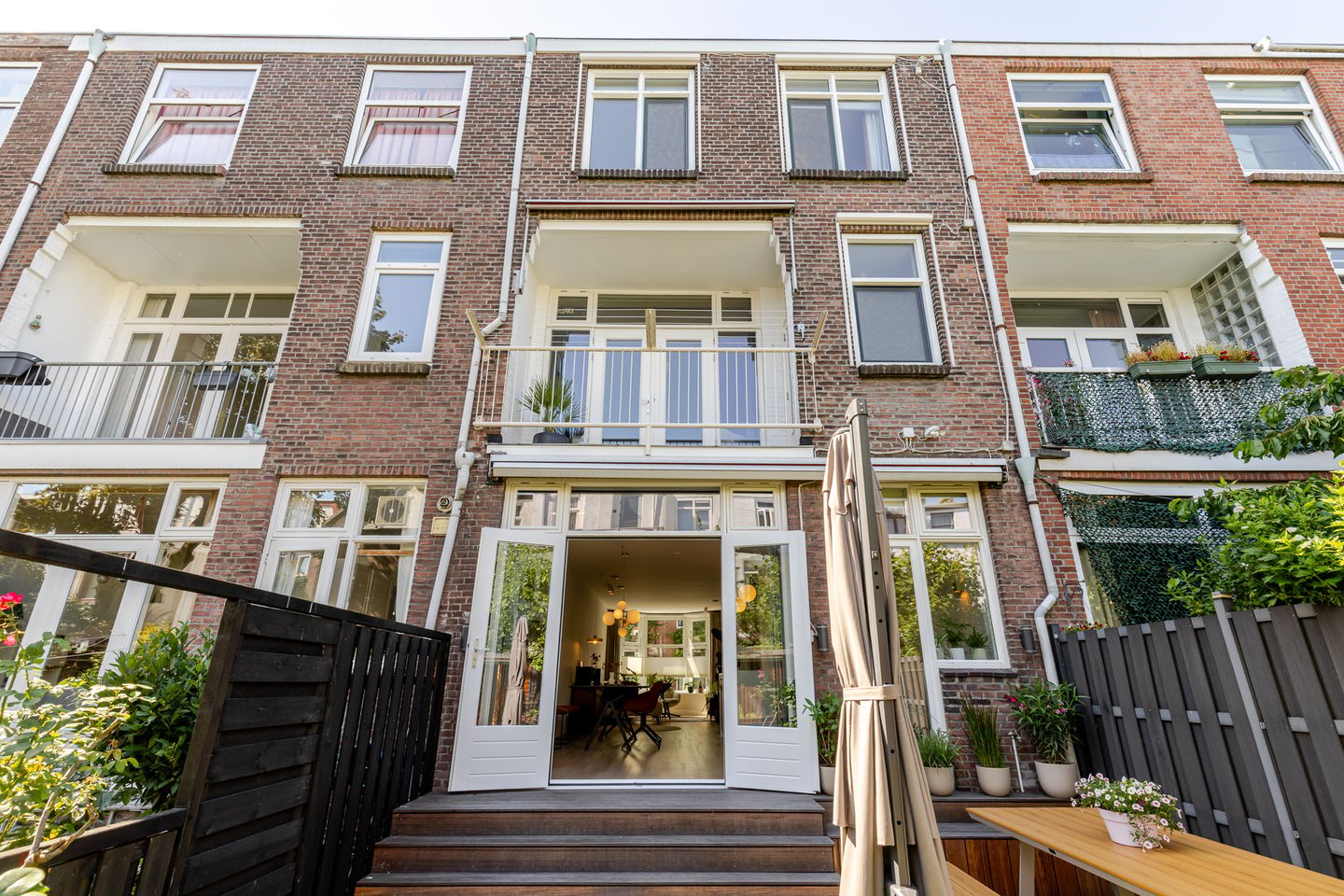 Photo 34 of Amalia van Solmsstraat 15