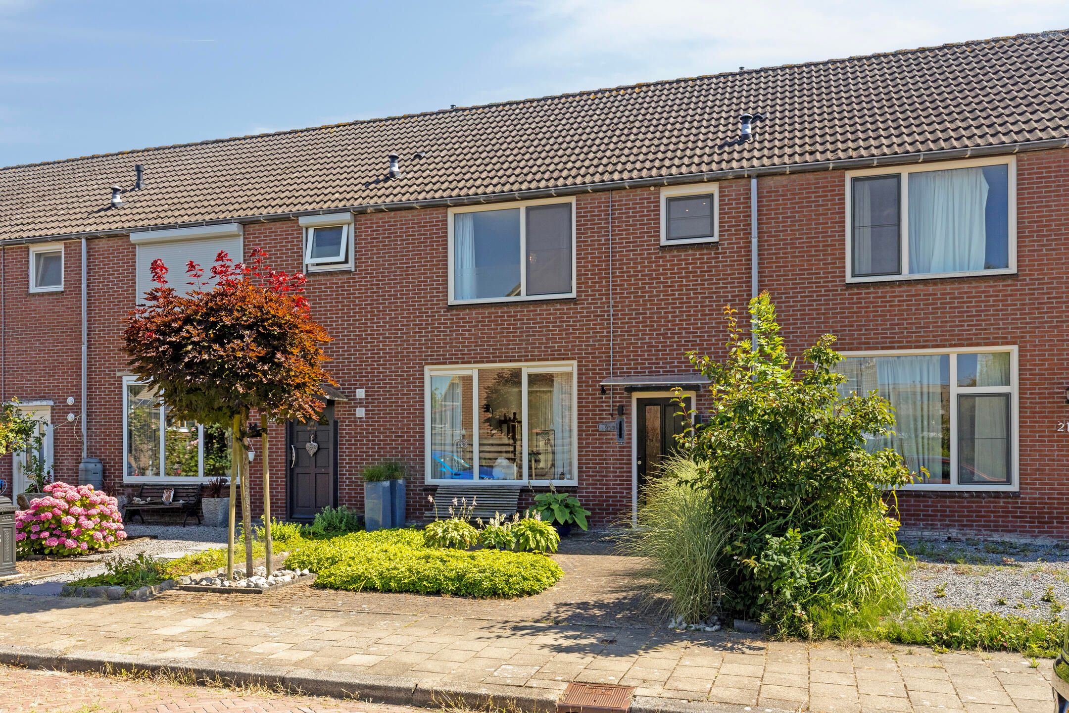 Photo 42 of Cort van der Lindenstraat 212