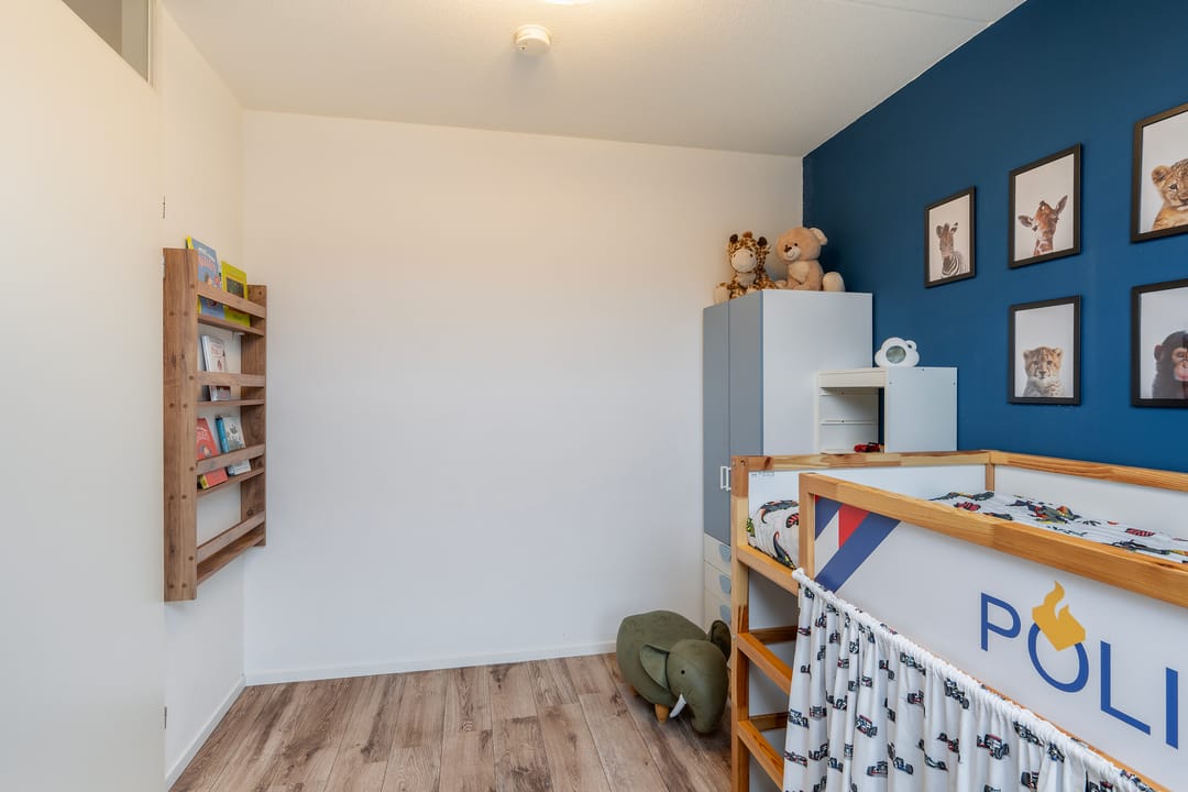 Photo 26 of Burg. Van Reesstraat 13