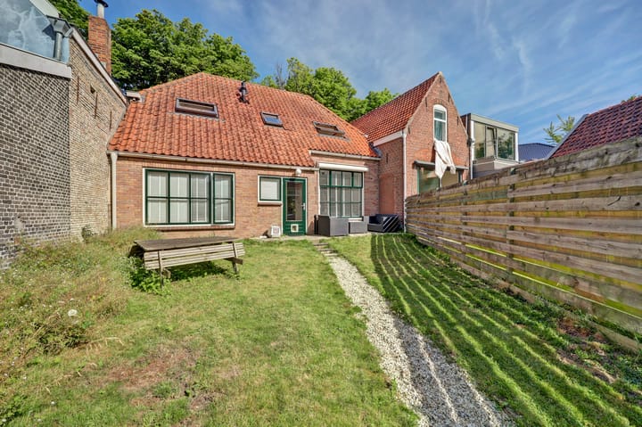 Photo 2 of Oostsingel 122-A