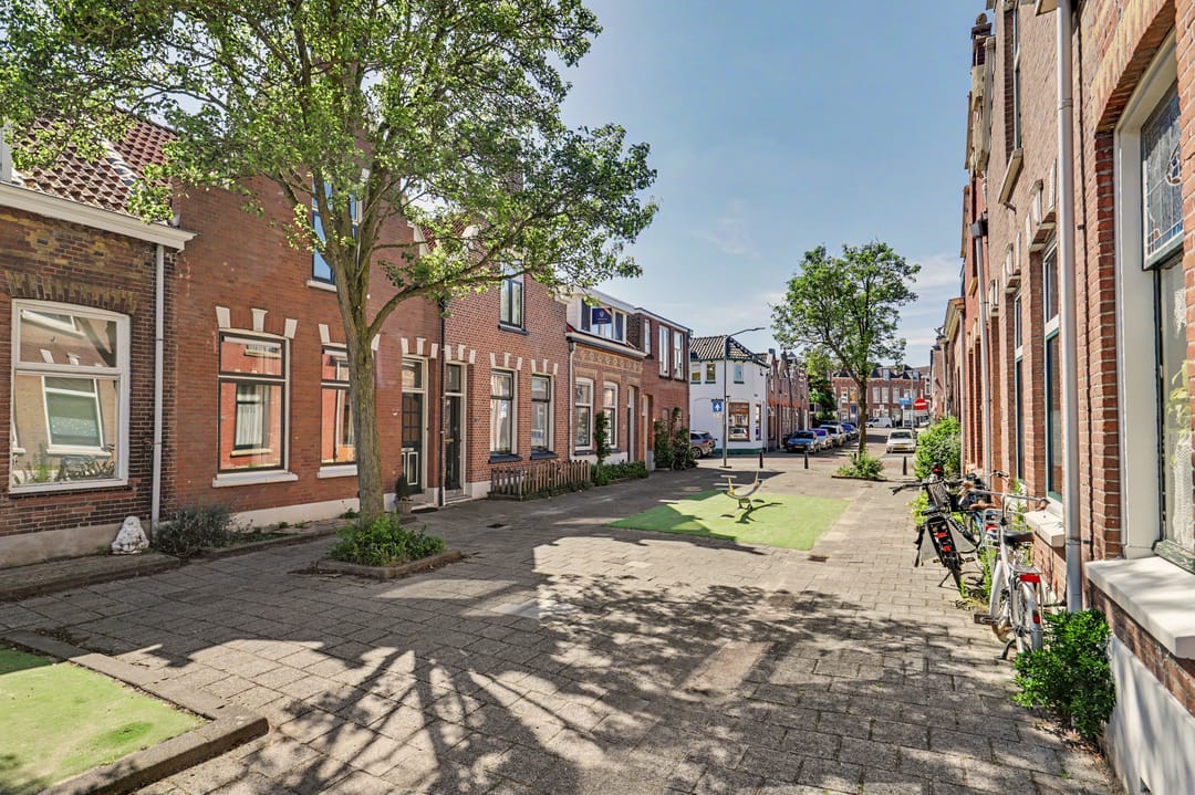 Photo 11 of Lombokstraat 17