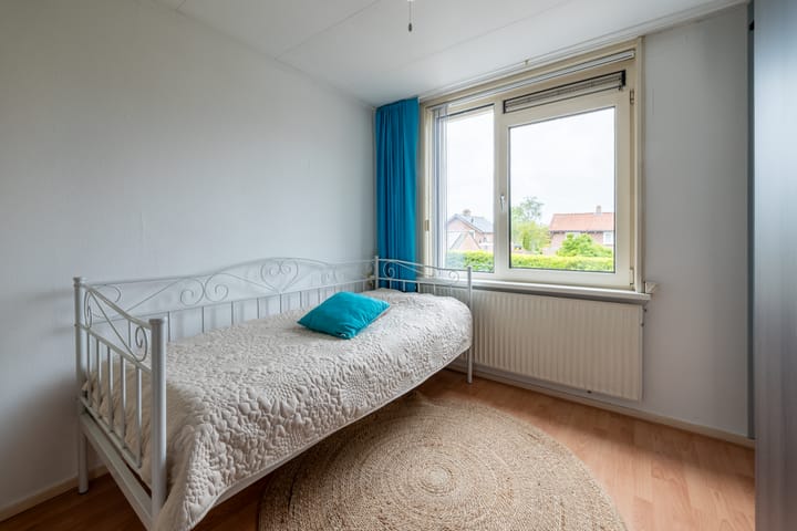 Tussenwoning te koop: Elsje van Houweningepad 2, Sleeuwijk
