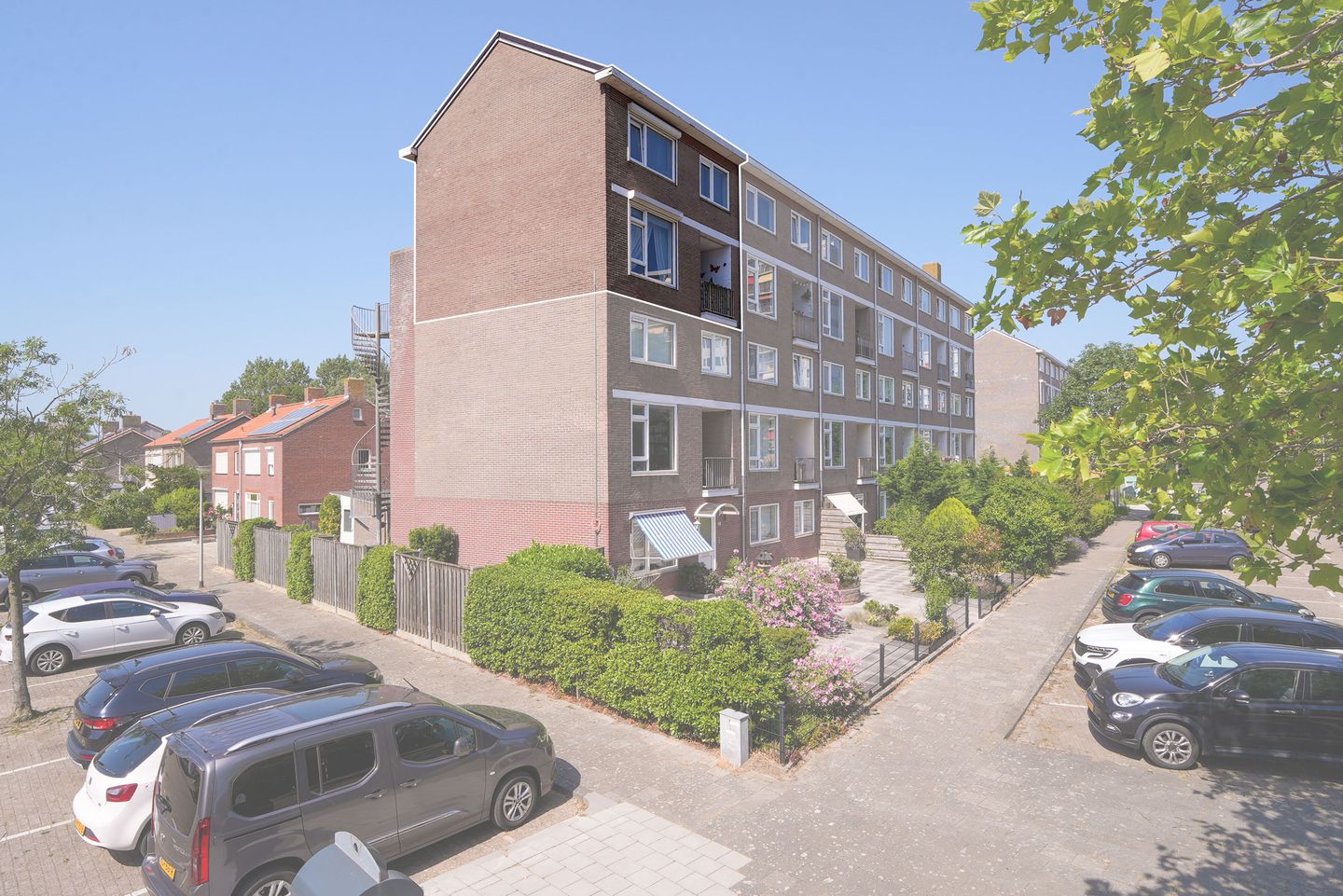 Photo 1 of Van Hogendorpweg 112