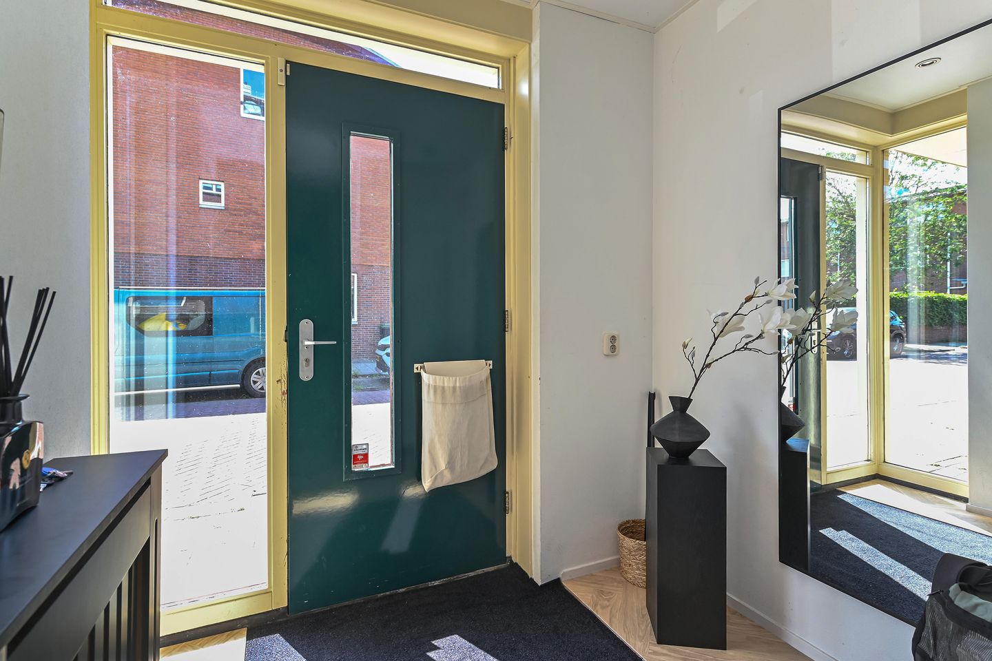 Photo 10 of Charley Tooropstraat 18