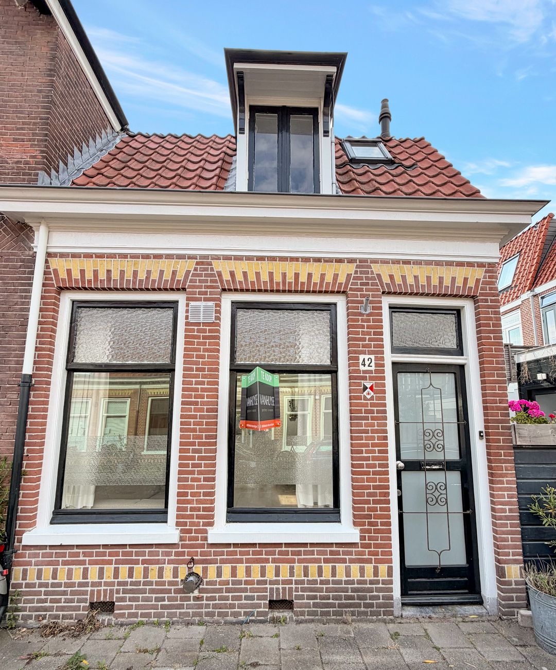 Foto 1 van Waldeck Pyrmontstraat 42