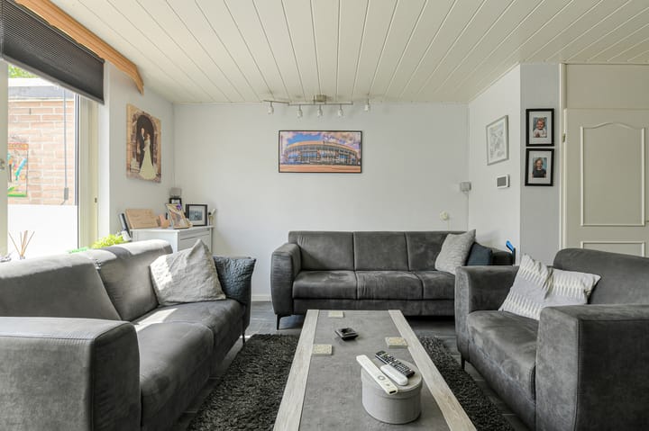 Tussenwoning te koop: Suze Groeneweg-erf 308, Dordrecht