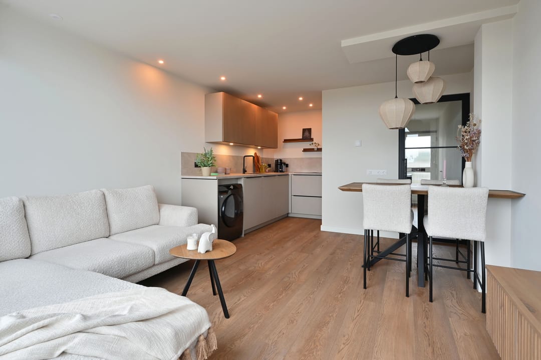 Photo 17 of van Weedestraat 203