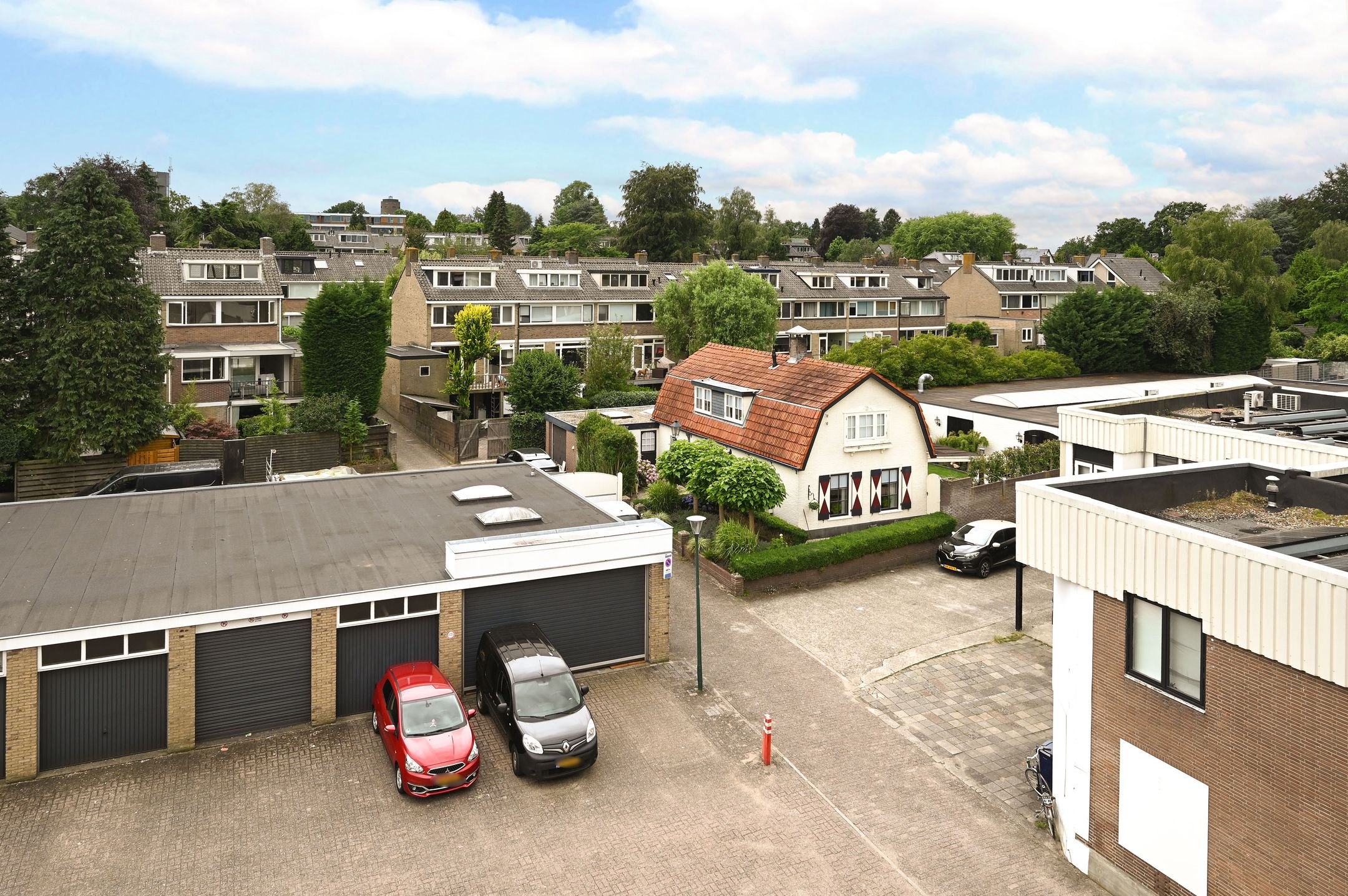 Photo 24 of van Weedestraat 203