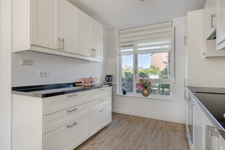 Tussenwoning te koop: Boomhoefstraat 3, Wouw