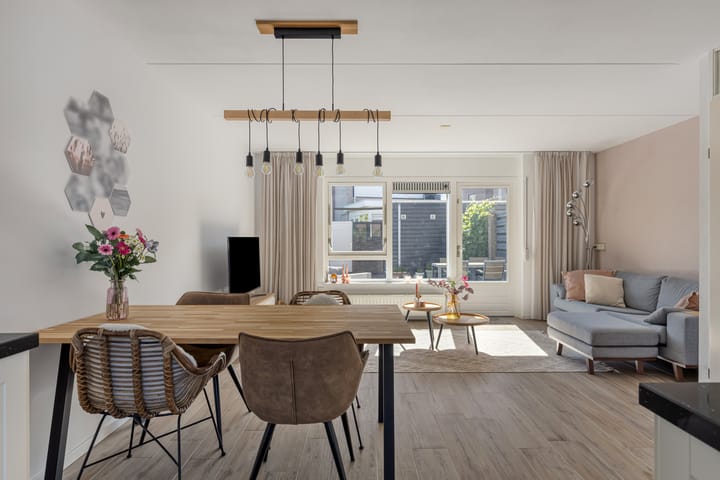 Tussenwoning te koop: Boomhoefstraat 3, Wouw