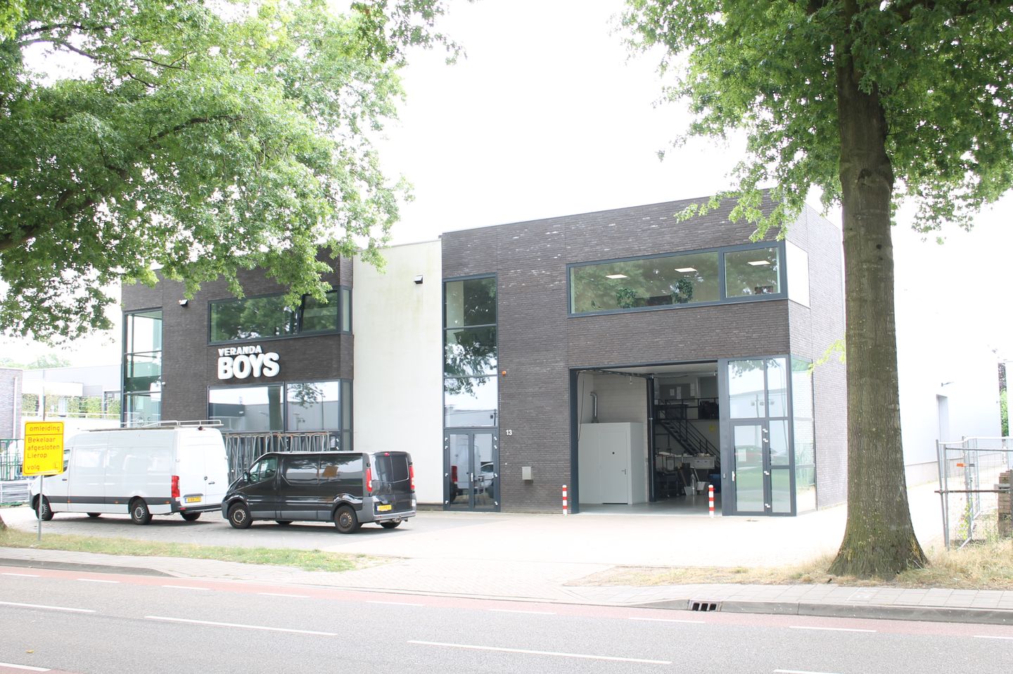 View photo 3 of Industrieweg 13