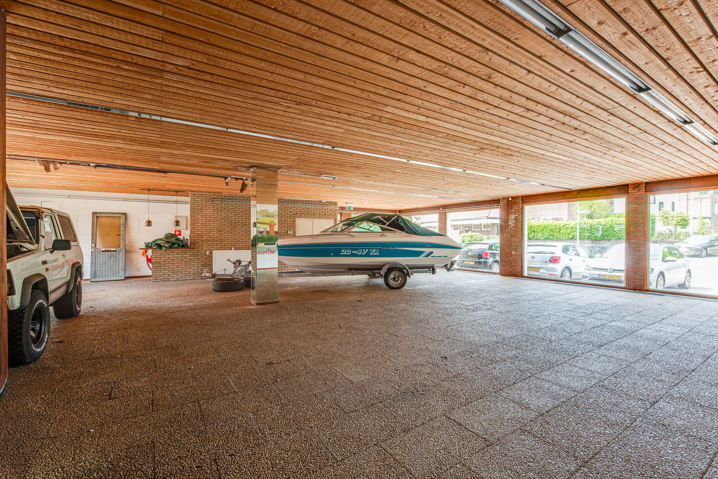 Bekijk foto 2 van Lage Naarderweg 52