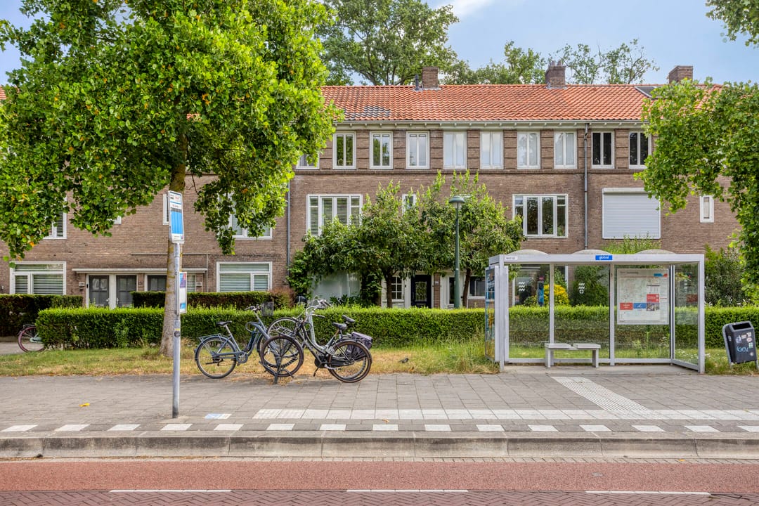 Photo 37 of Petrus Dondersstraat 137