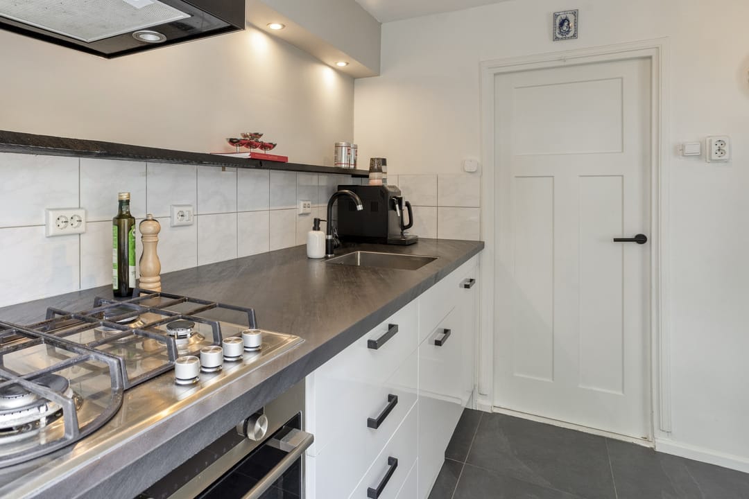 Photo 11 of Petrus Dondersstraat 137