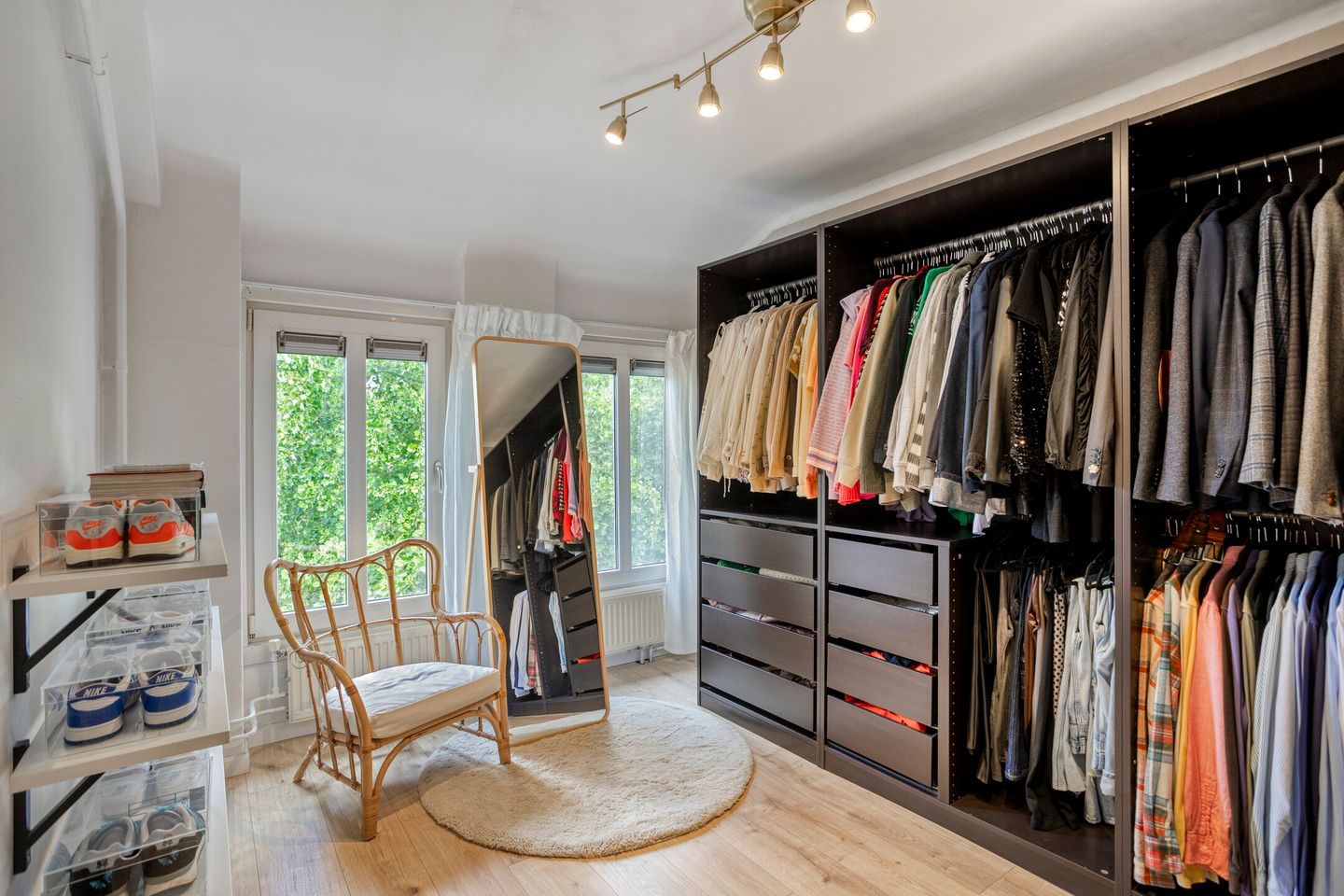 Photo 25 of Petrus Dondersstraat 137