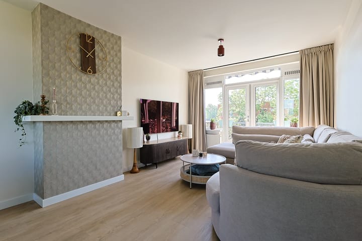 Appartement te koop: Willem de Zwijgerlaan 12, Alphen Aan Den Rijn