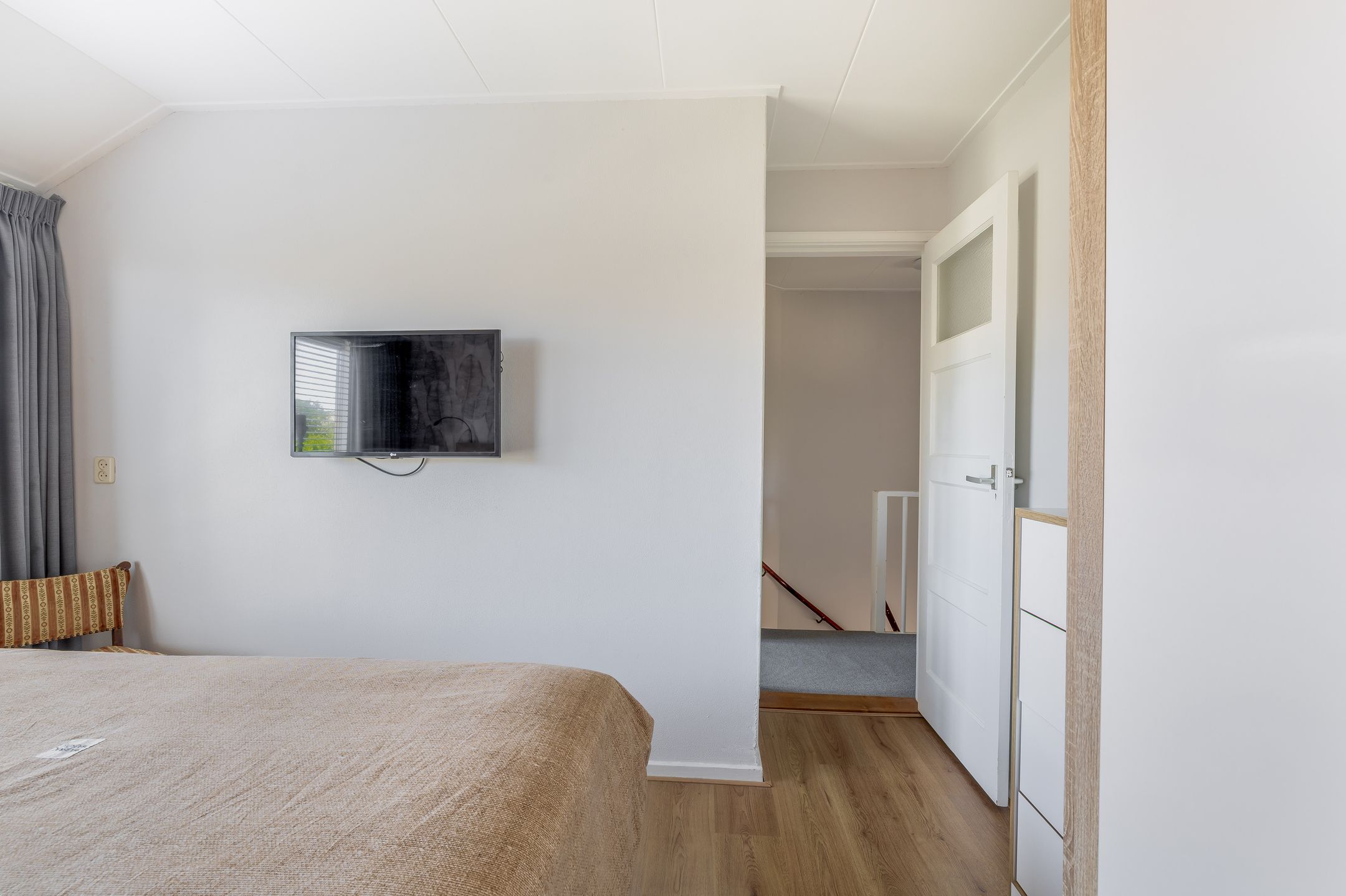 Photo 15 of Duinroosstraat 128
