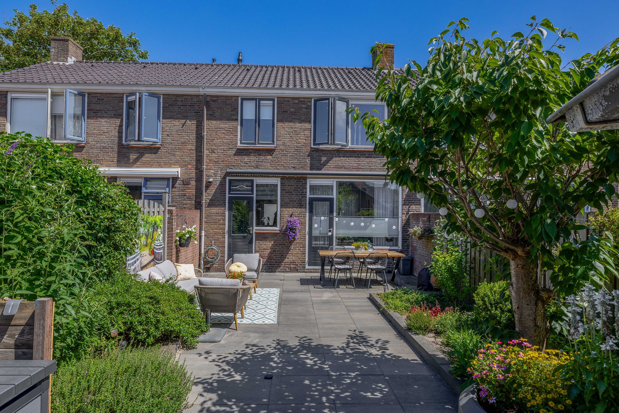 Photo 12 of Duinroosstraat 128