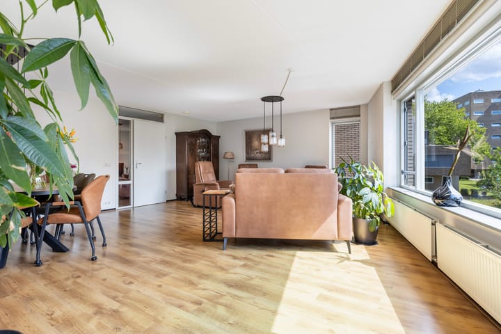 Appartement te koop: Loolaan 7C, Apeldoorn