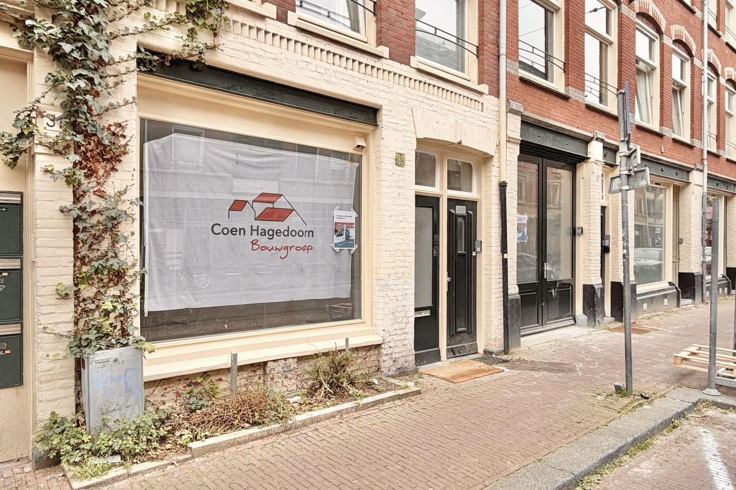 View photo 4 of Van der Hoopstraat 33-AH