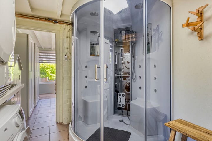 Vrijstaande woning te koop: Achtereindstraat 32, Graauw