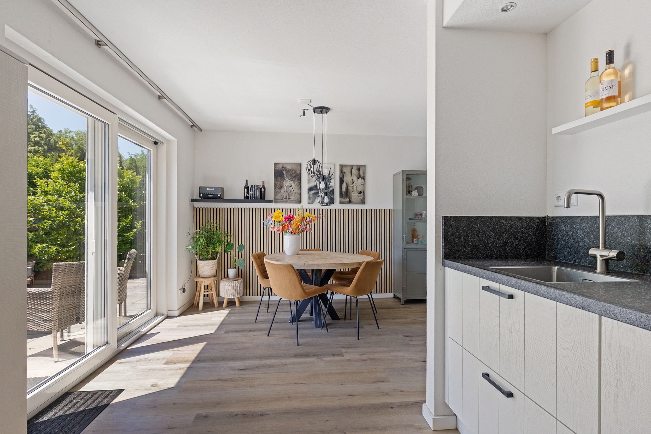 Photo 12 of Jan van der Zeestraat 35