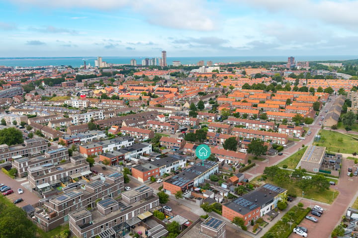 Photo 2 of Willem Tholenlaan 3