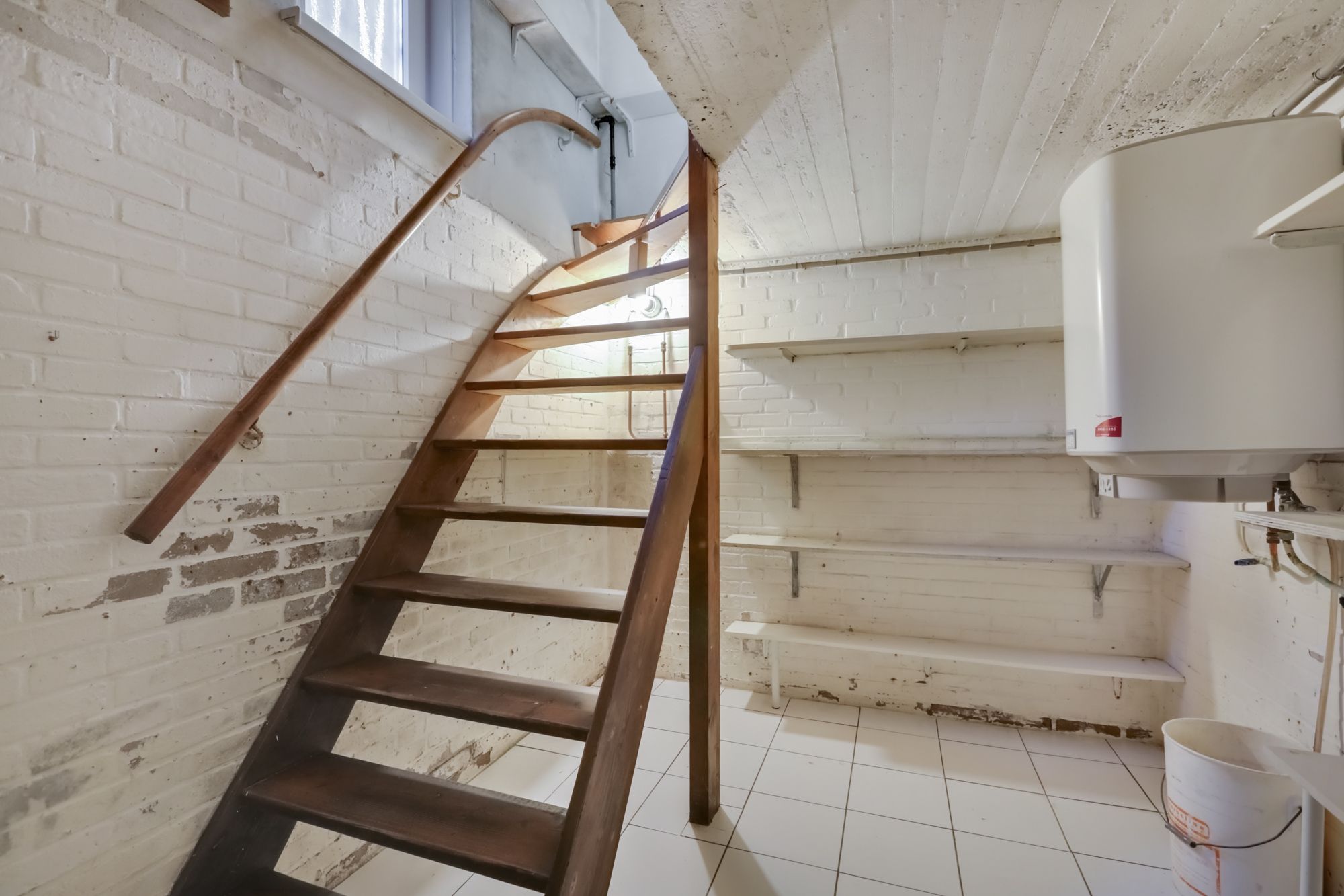 Photo 12 of St. Adelbertstraat 4