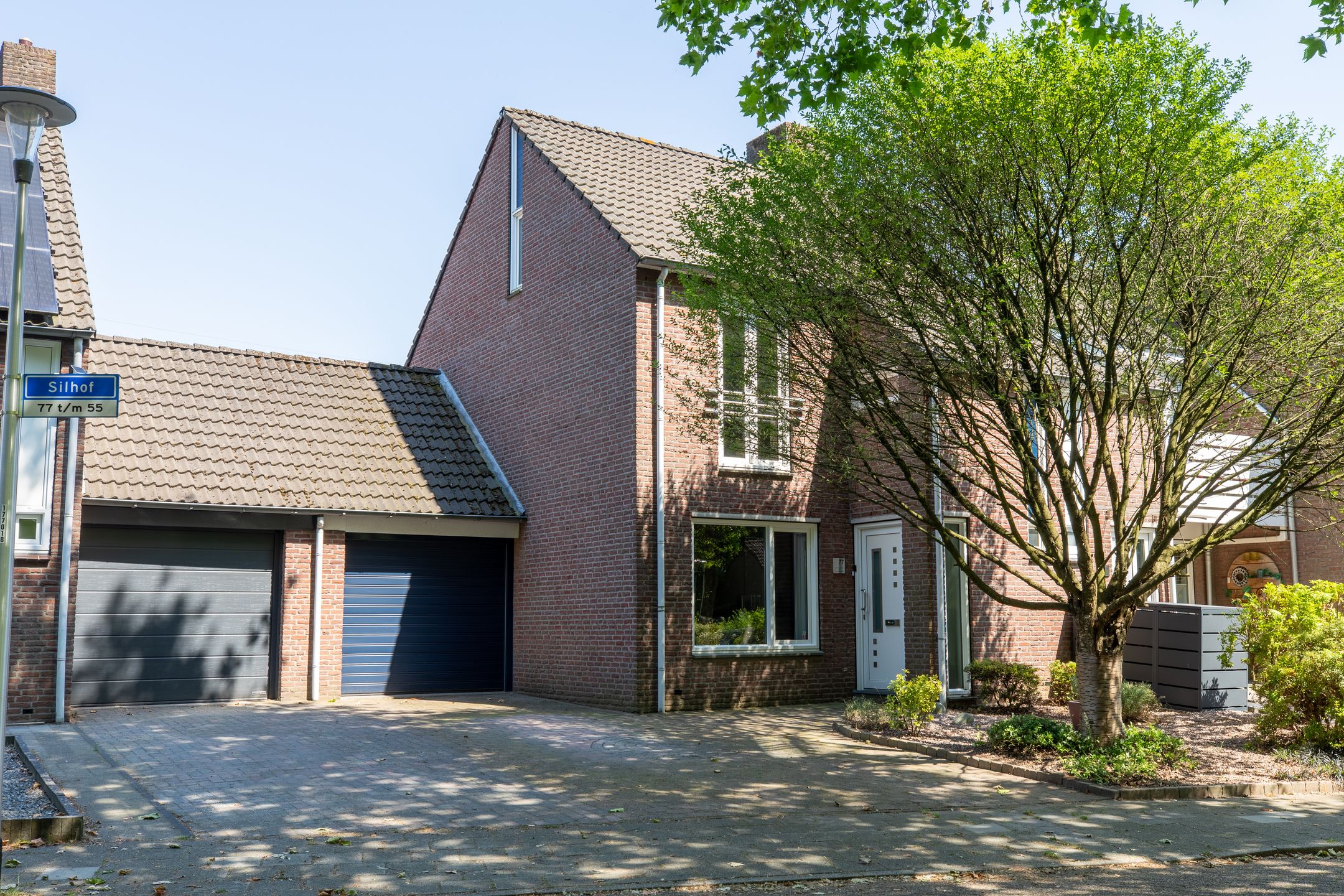 Silhof 77