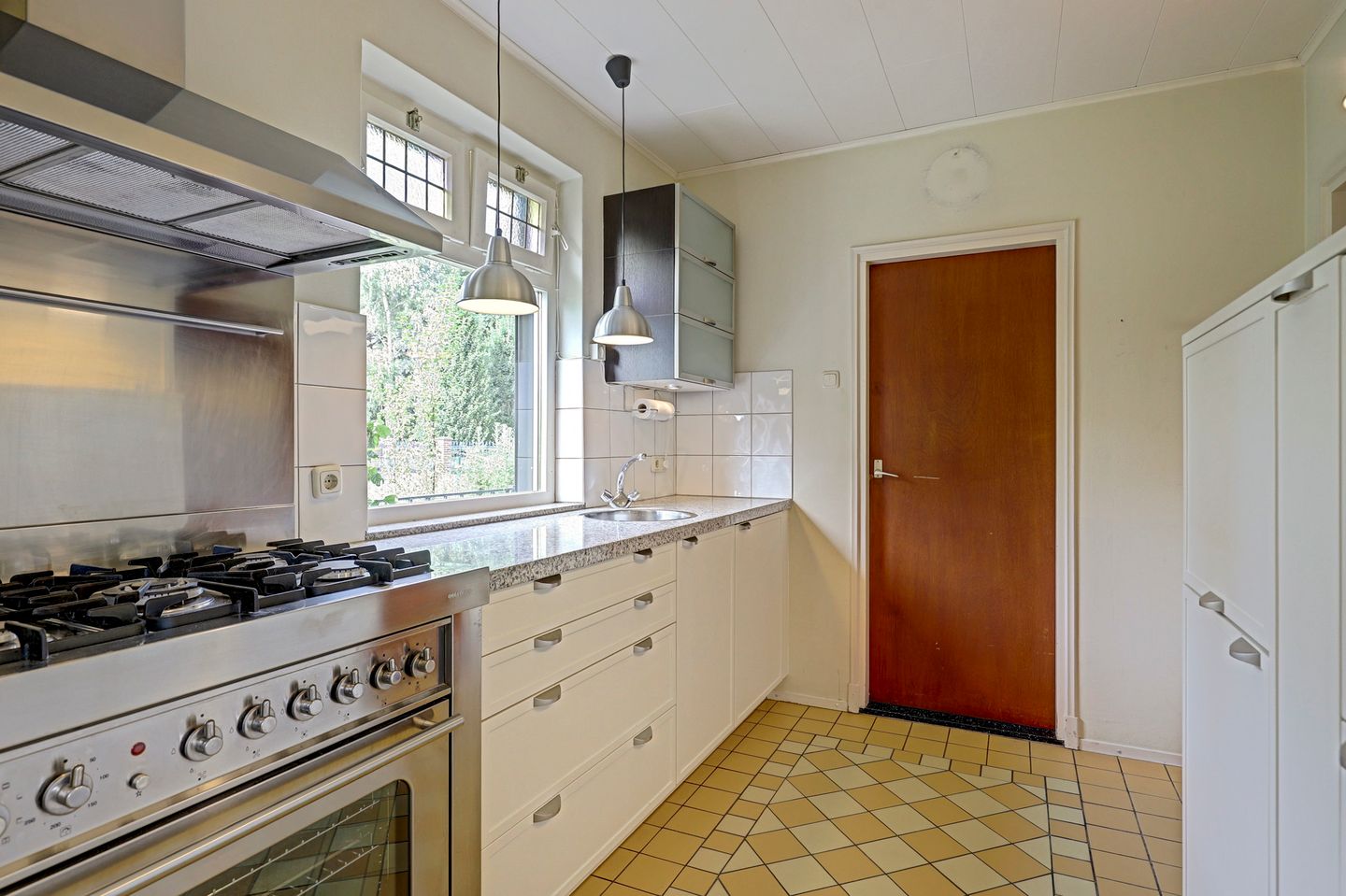 Photo 10 of Kanunnik Willemsestraat 17