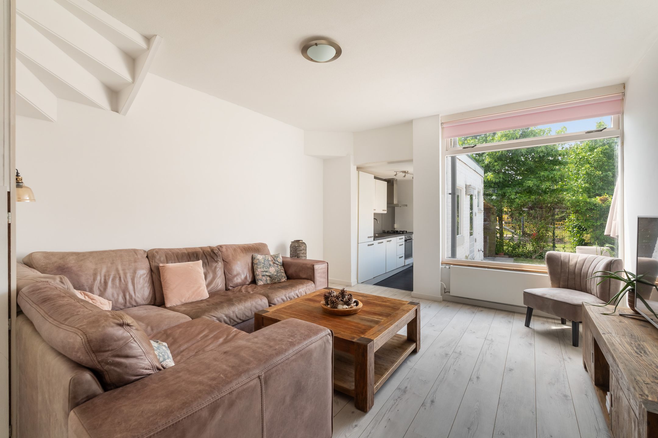 Photo 15 of Rozenstraat 47