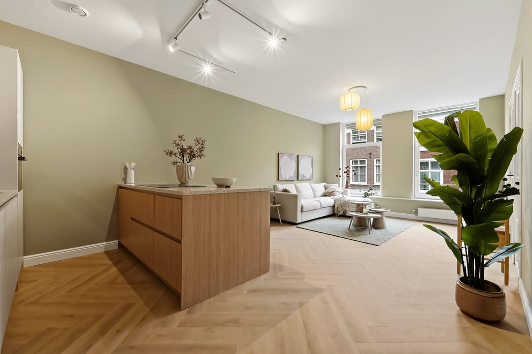 Photo 7 of Herderinnestraat 13-A