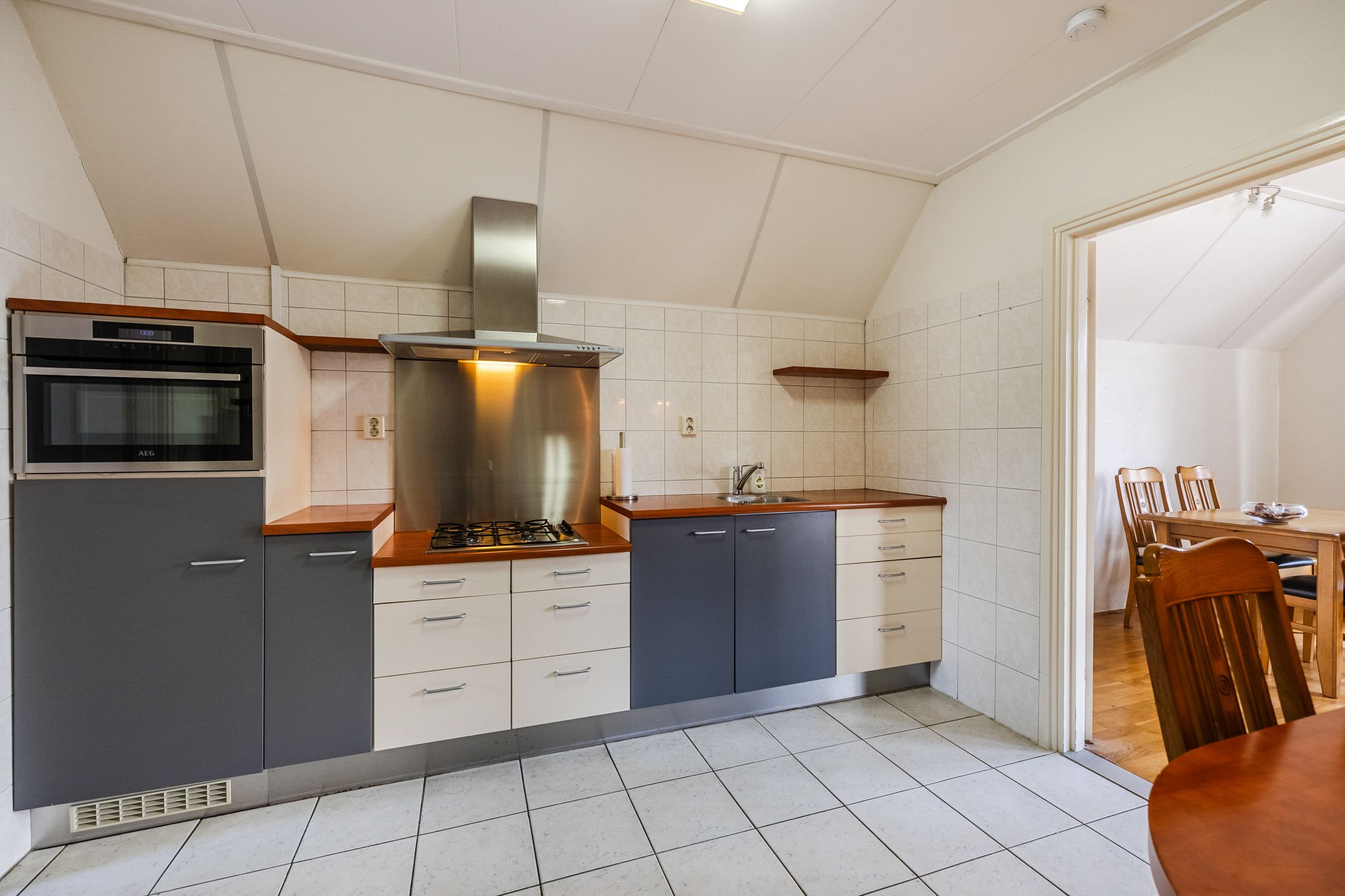 Photo 9 of Groningerstraat 233