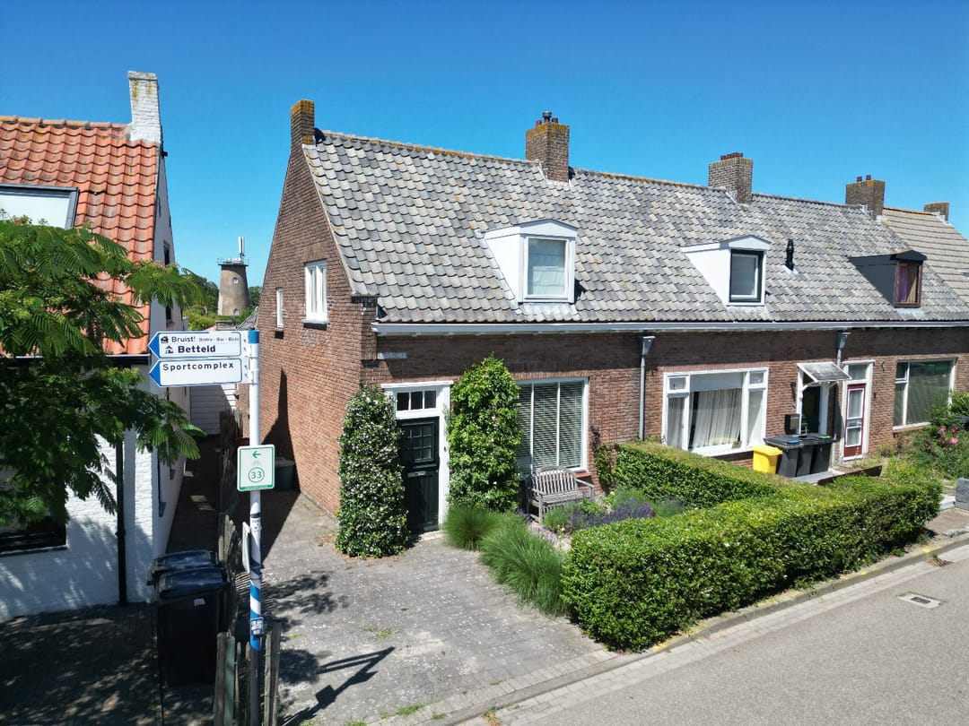 Foto 2 van Erasmusweg 3