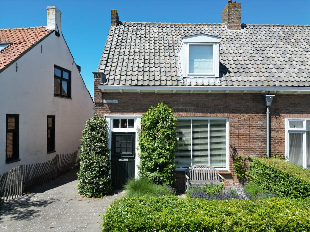 Foto 1 van Erasmusweg 3