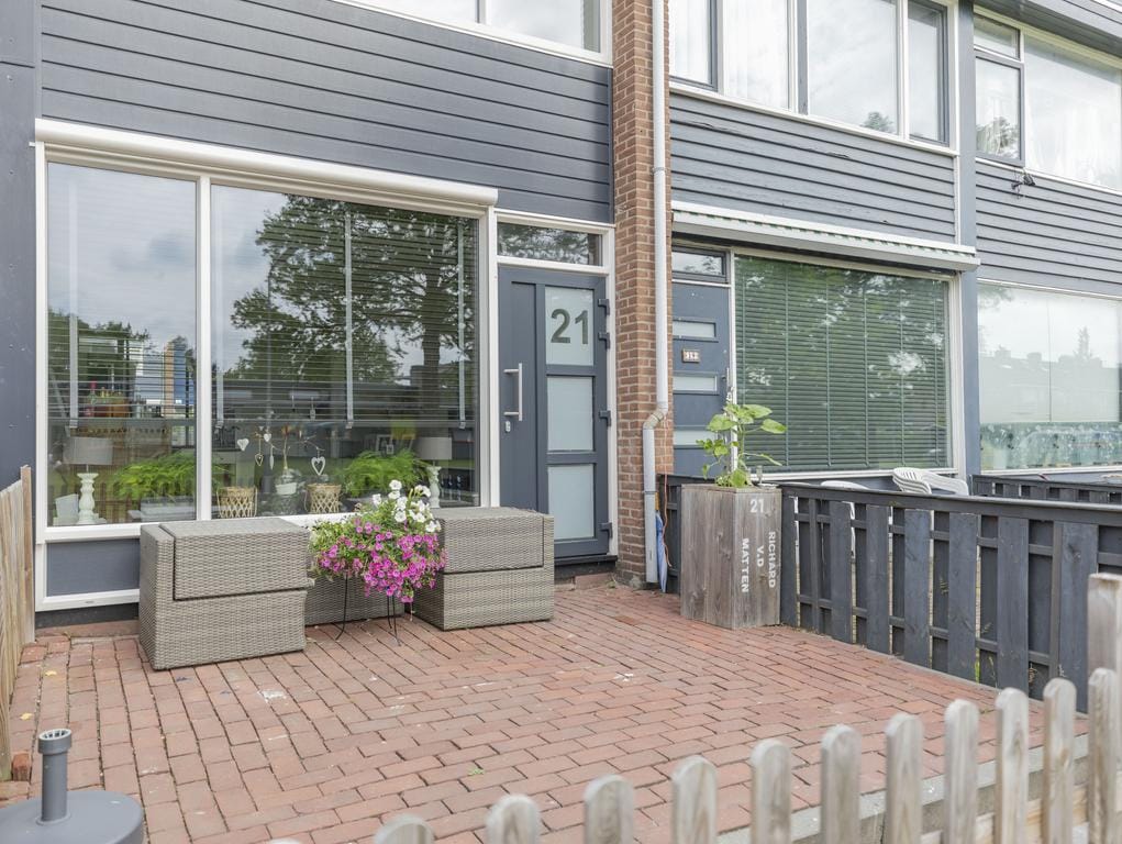 Photo 5 of van Weerden Poelmanstraat 21