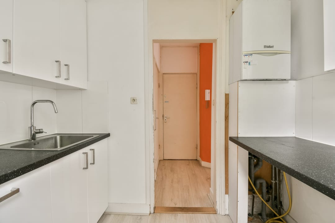 Photo 8 of Van Spilbergenstraat 9-3