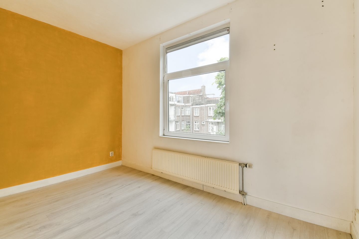 Photo 10 of Van Spilbergenstraat 9-3